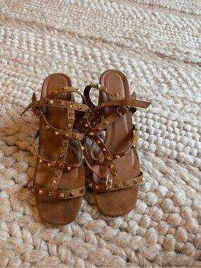 Studded Strappy Brown Women’s Sandals